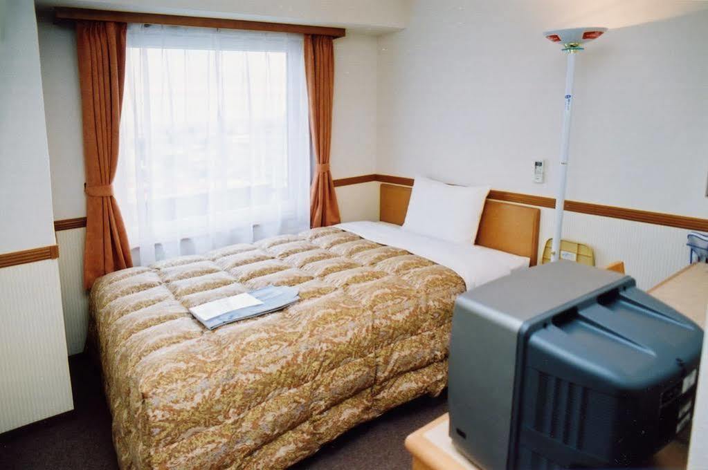 Toyoko Inn Sendai-Eki Nishi-Guchi Chuo Luaran gambar