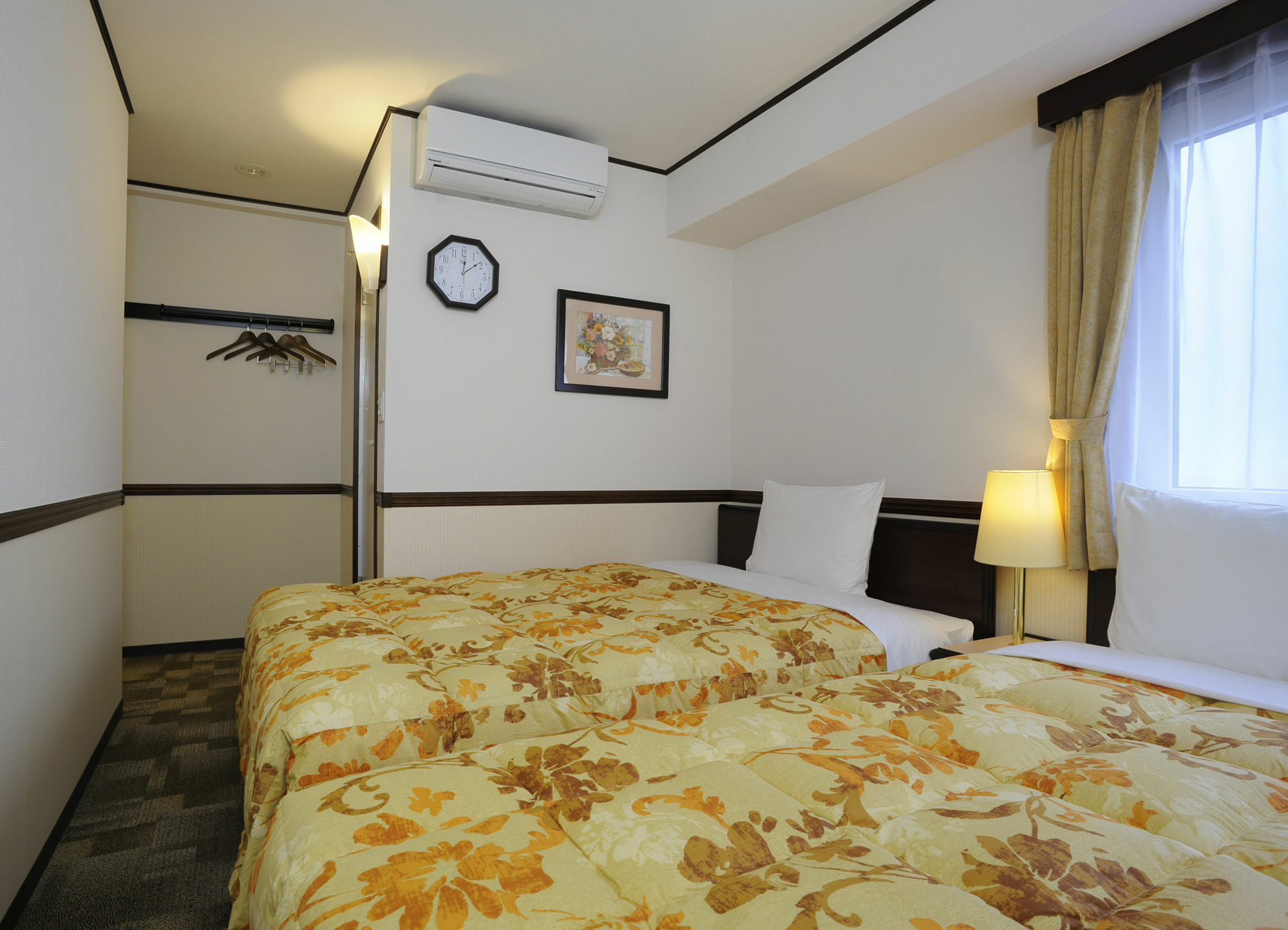 Toyoko Inn Sendai-Eki Nishi-Guchi Chuo Luaran gambar